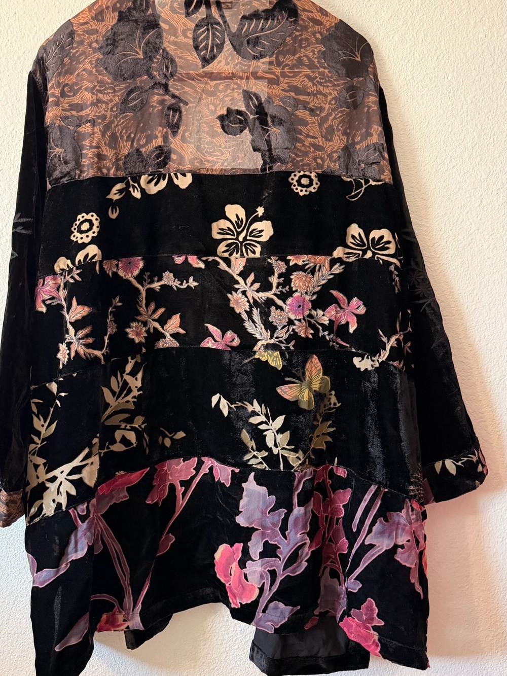 John Mark Black Velvet Floral Kimono with Pink & Cream Accents - Picture 3 of 13